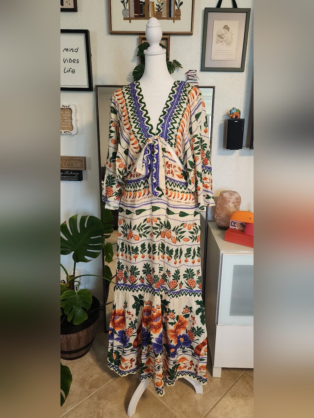Farm Rio V- Neck Kaftan Maxi Dress